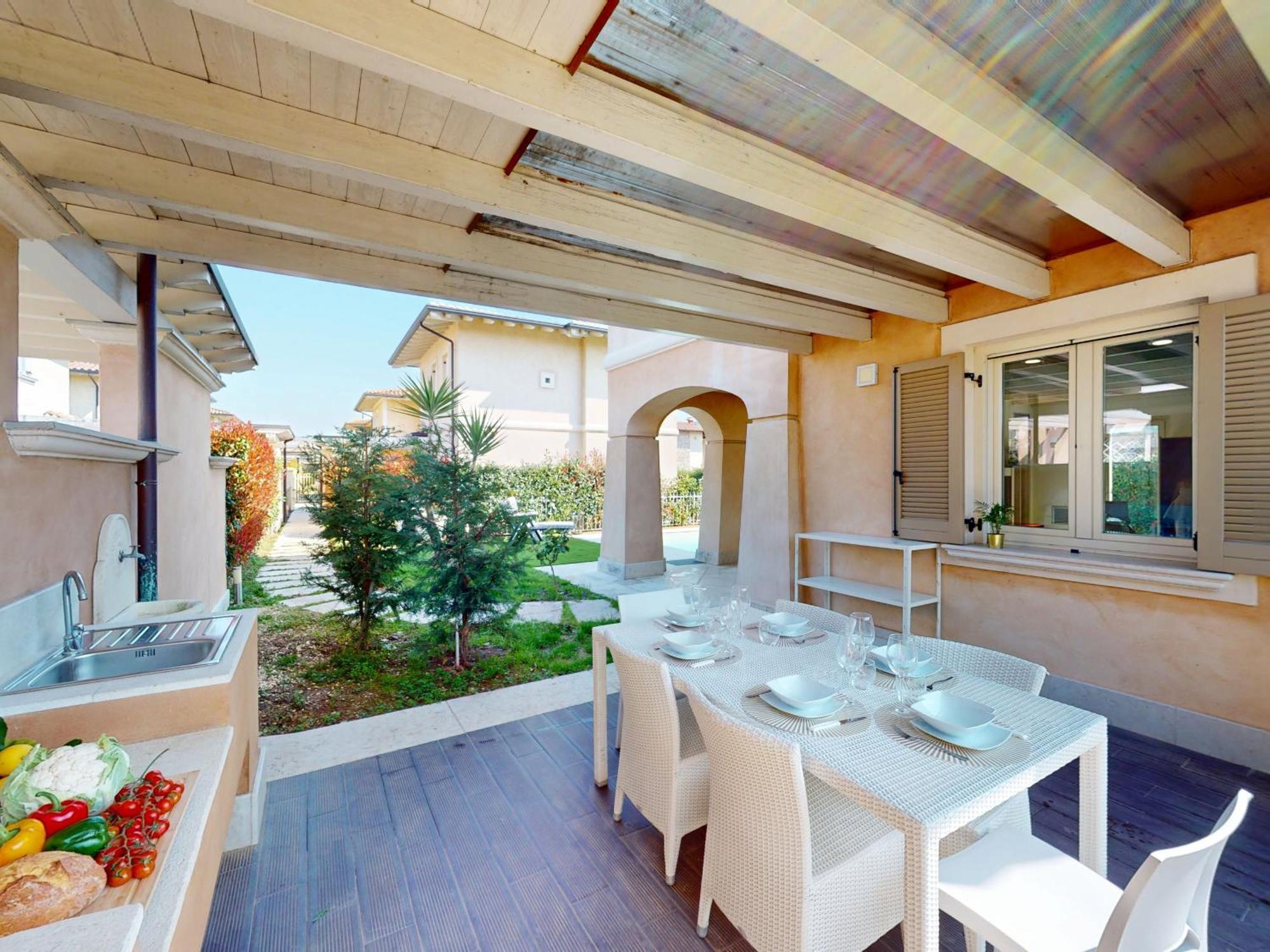 Villa Dolcevita By Bookinggardalake Manerba del Garda Exterior photo